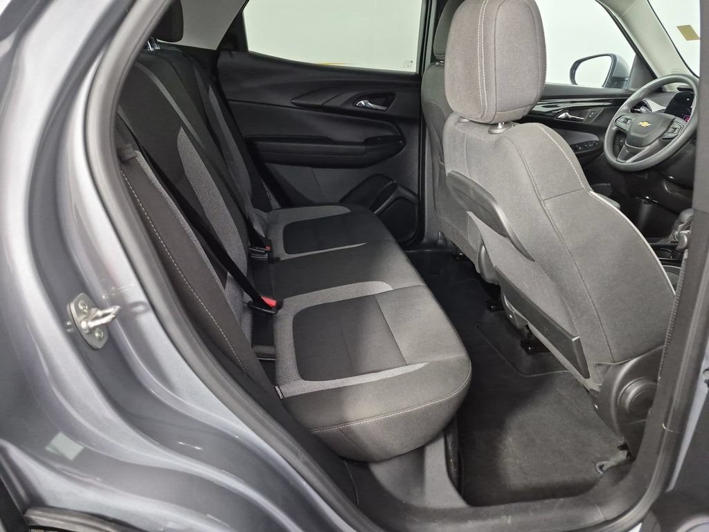 Used 2024 Chevrolet TrailBlazer LT FWD image 34
