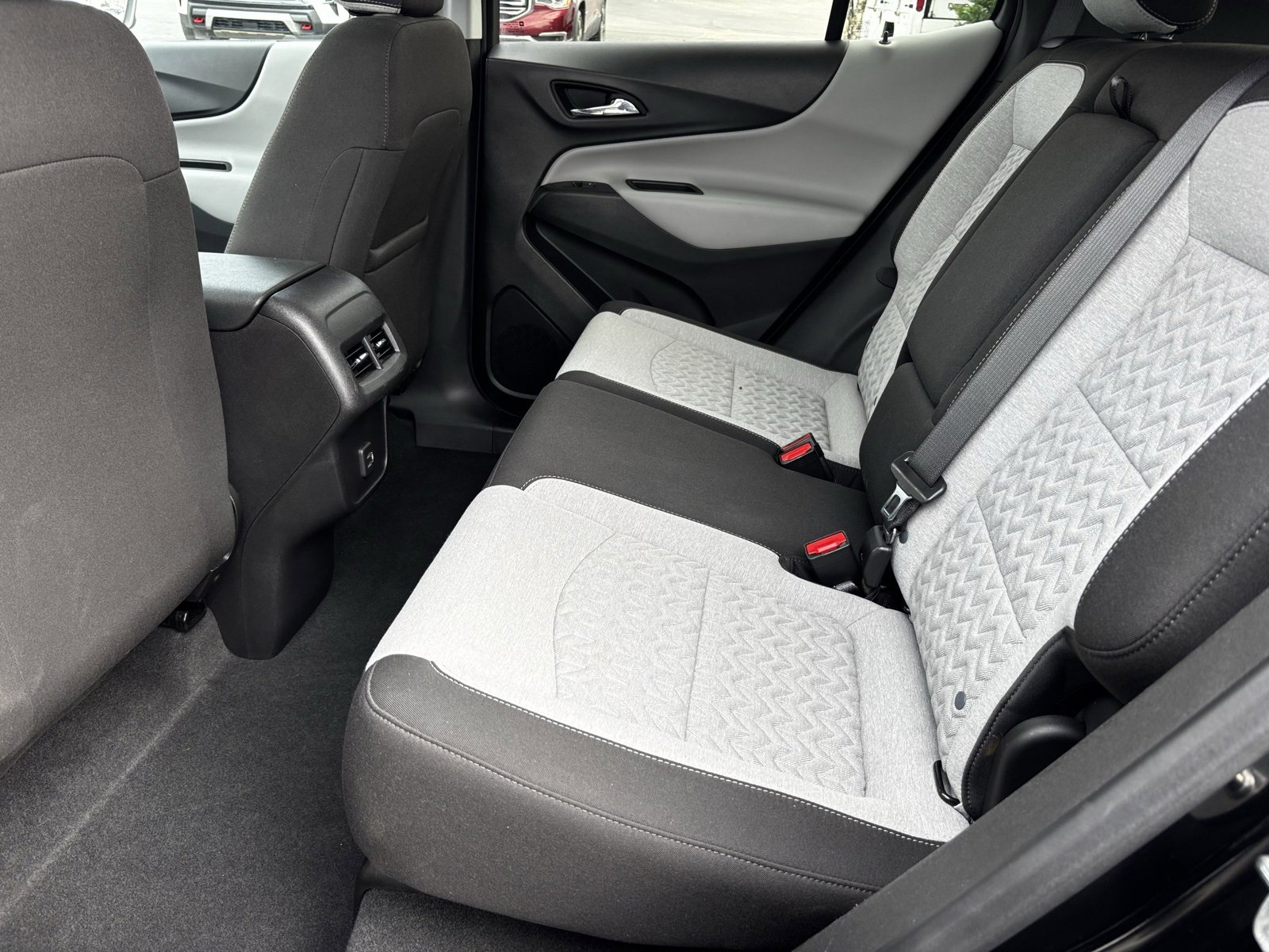 Used 2023 Chevrolet Equinox LT w/ Driver Convenience Package image 21