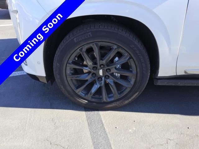 Used 2021 Cadillac Escalade ESV Premium Luxury w/ Driver Assist Tech Package image 6