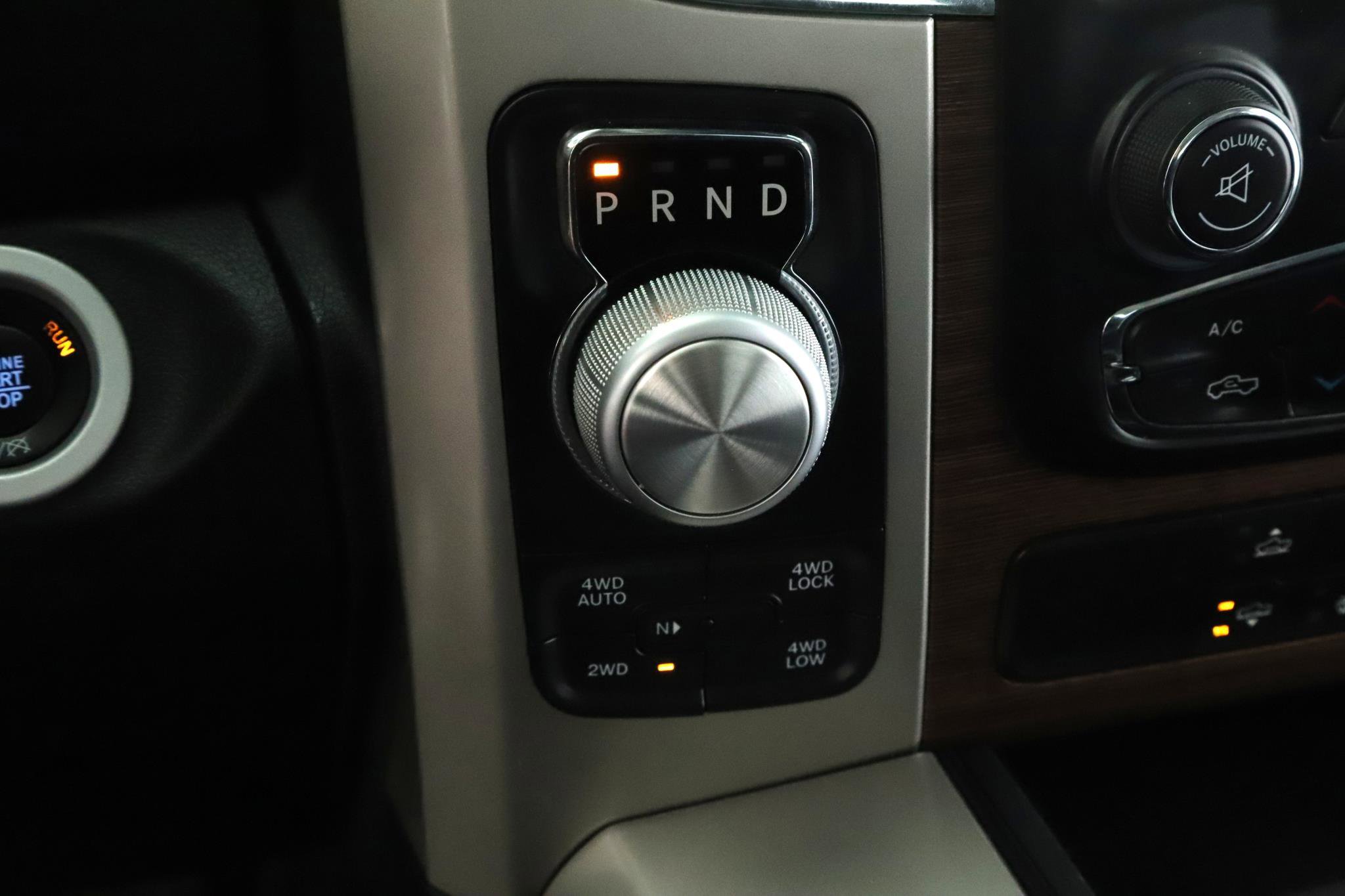 Used 2017 RAM 1500 Laramie w/ Convenience Group image 16