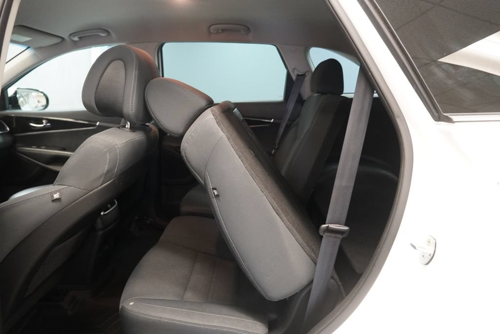 Used 2016 Kia Sorento FWD w/ LX Convenience Package image 24