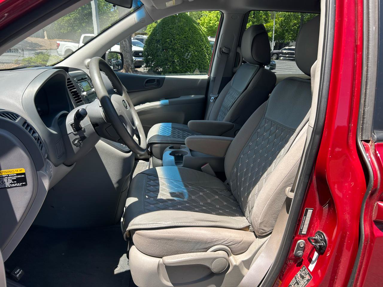 Used 2009 Kia Sedona LX w/ PWR Pkg FWD image 12
