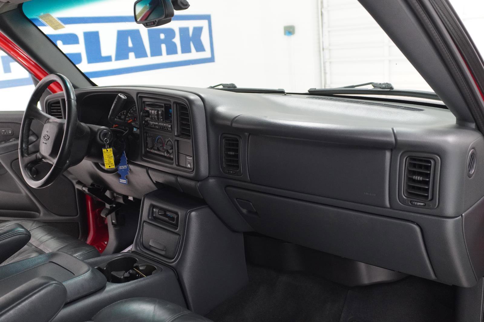 Used 2001 Chevrolet Silverado 1500 LT RWD image 23