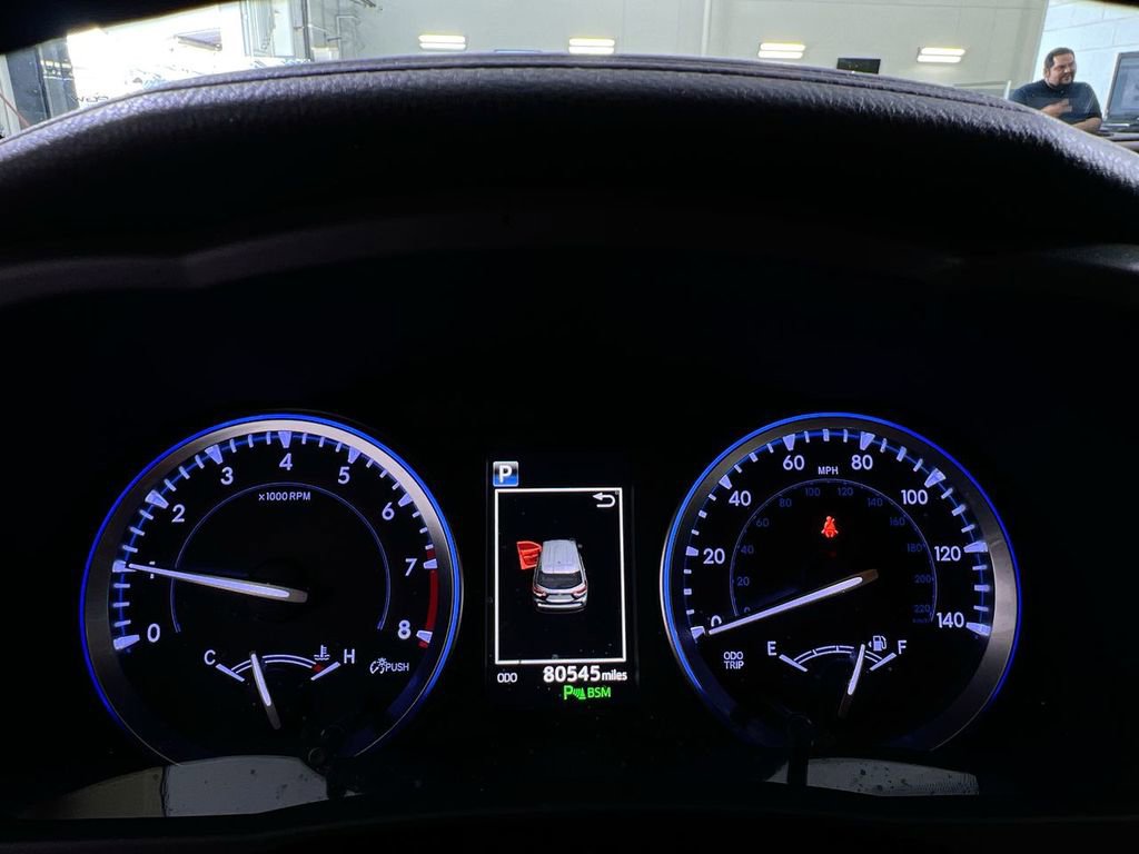 Used 2018 Toyota Highlander Limited Platinum image 15