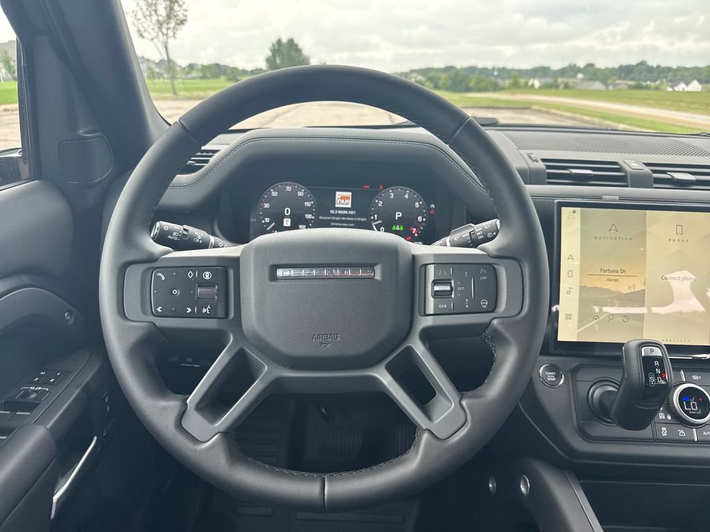 New 2026 Land Rover Defender 110 X-Dynamic SE AWD/4WD image 17