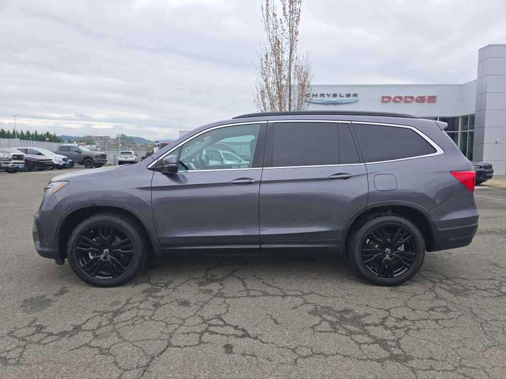 Used 2022 Honda Pilot Special Edition image 2
