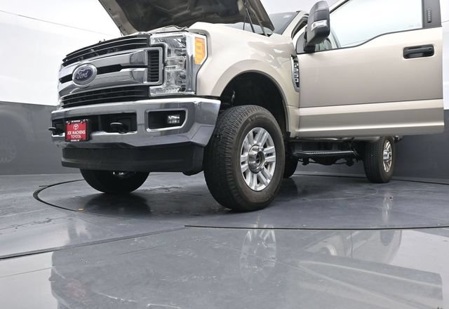 Used 2017 Ford F250 XLT w/ XLT Value Package AWD/4WD image 37