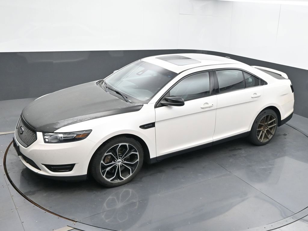 Used 2017 Ford Taurus SHO AWD/4WD image 37