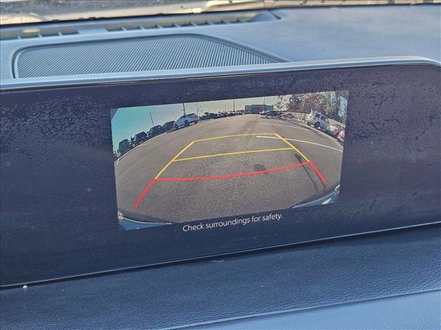 Used 2019 MAZDA MAZDA3 Hatchback w/ Premium Package image 8