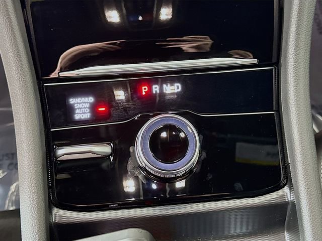 New 2025 Jeep Grand Cherokee L Limited image 17