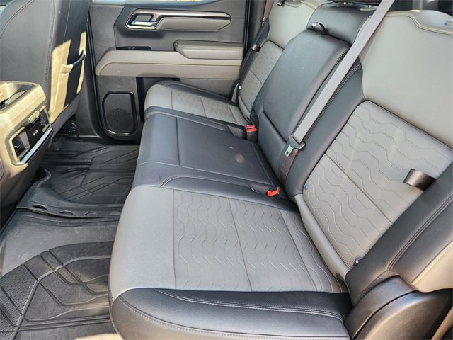 Used 2023 Chevrolet Silverado 1500 ZR2 w/ Technology Package image 12