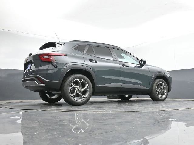 New 2026 Chevrolet Trax LT w/ Driver Confidence Package image 13