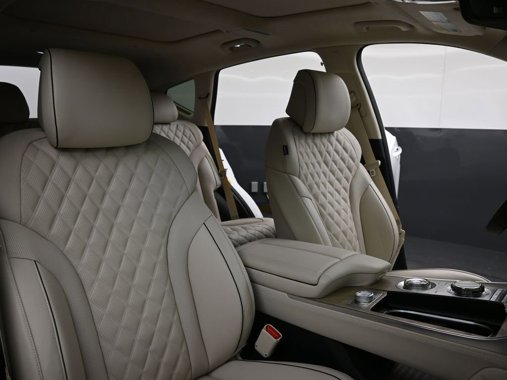 Used 2024 Genesis GV80 3.5T w/ Prestige Package image 13