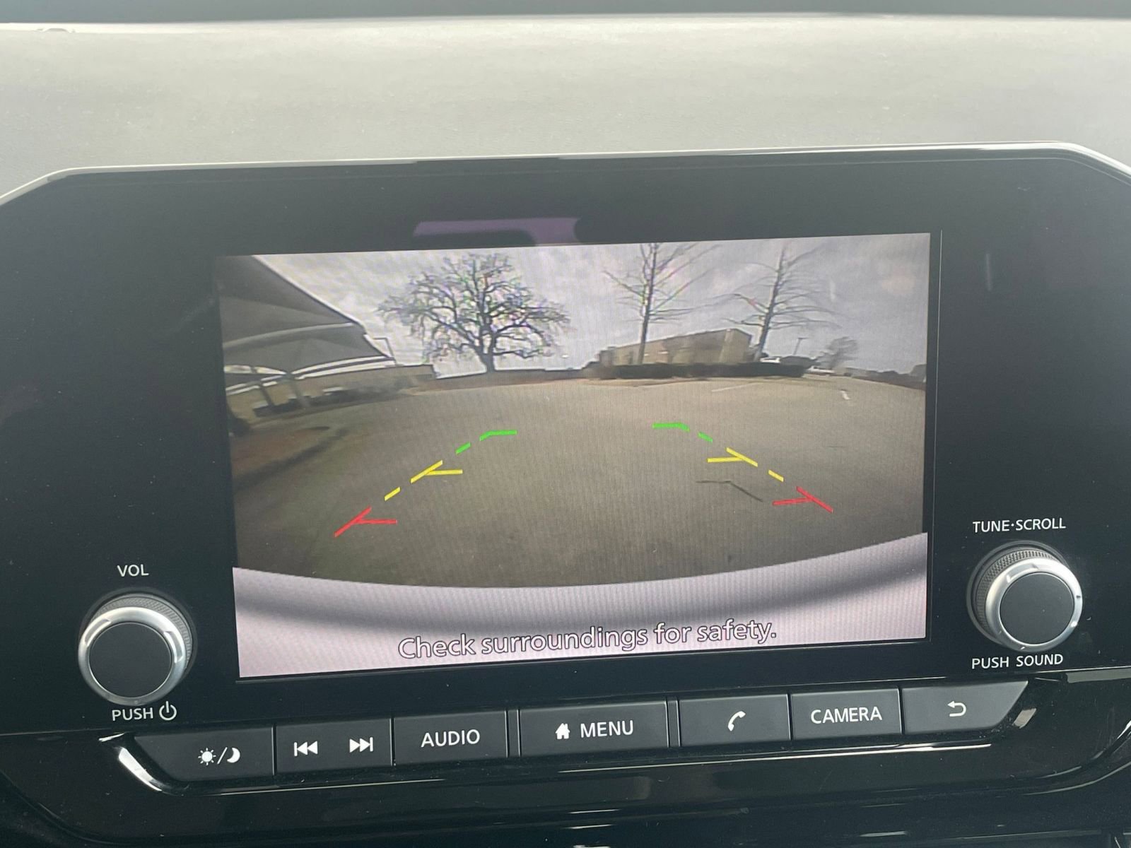 Used 2025 Nissan Pathfinder SV image 20