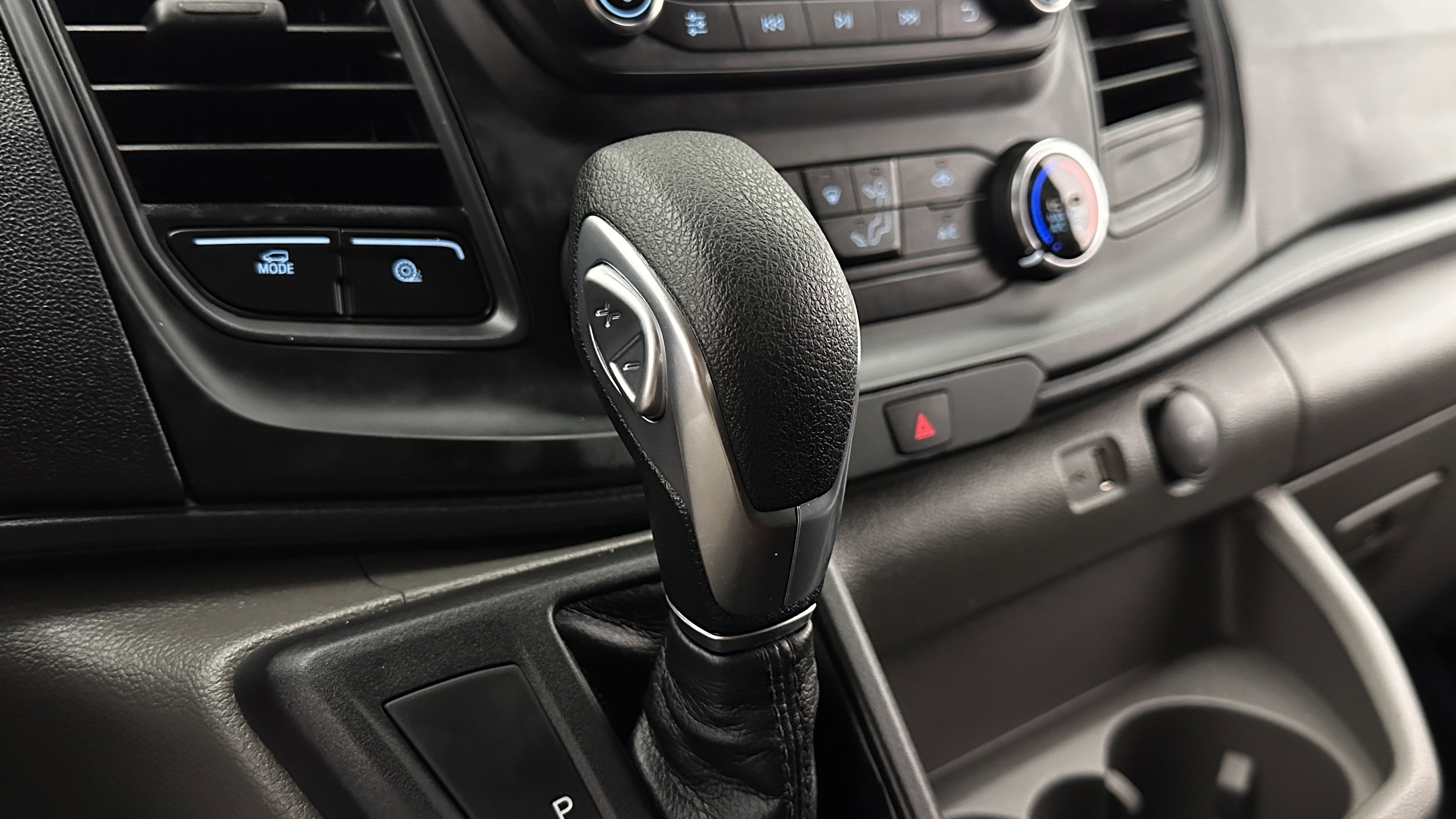 Used 2025 Ford Transit 250 Low Roof w/ Exterior Upgrade Package RWD image 12