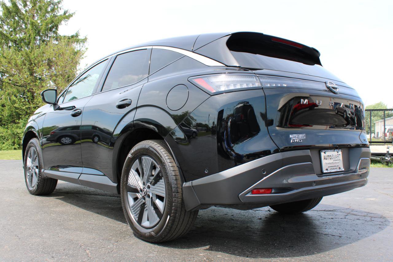 Used 2025 Nissan Murano SL AWD/4WD image 11