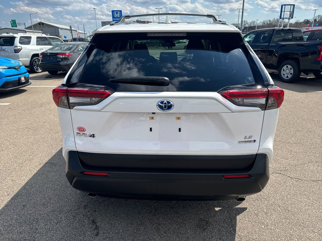 Used 2024 Toyota RAV4 LE image 6
