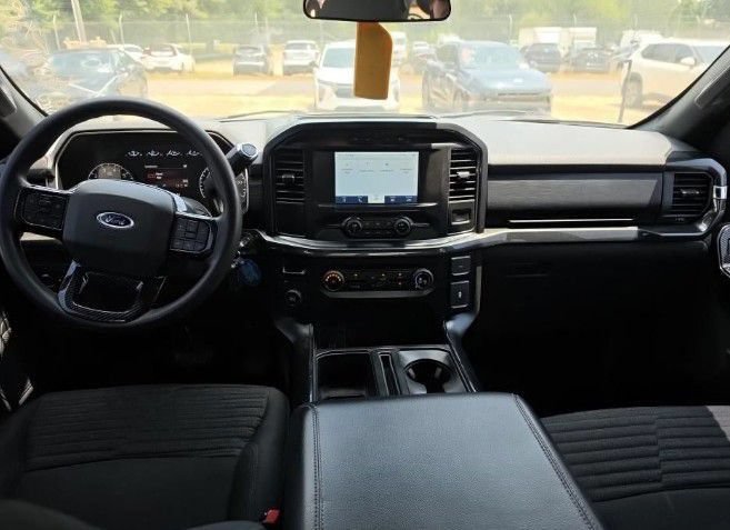 Used 2021 Ford F150 XL w/ STX Appearance Package RWD image 2