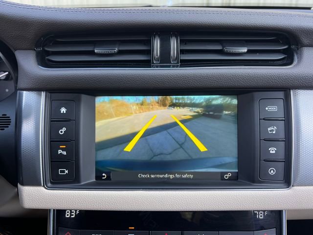 Used 2017 Jaguar XF Premium image 24