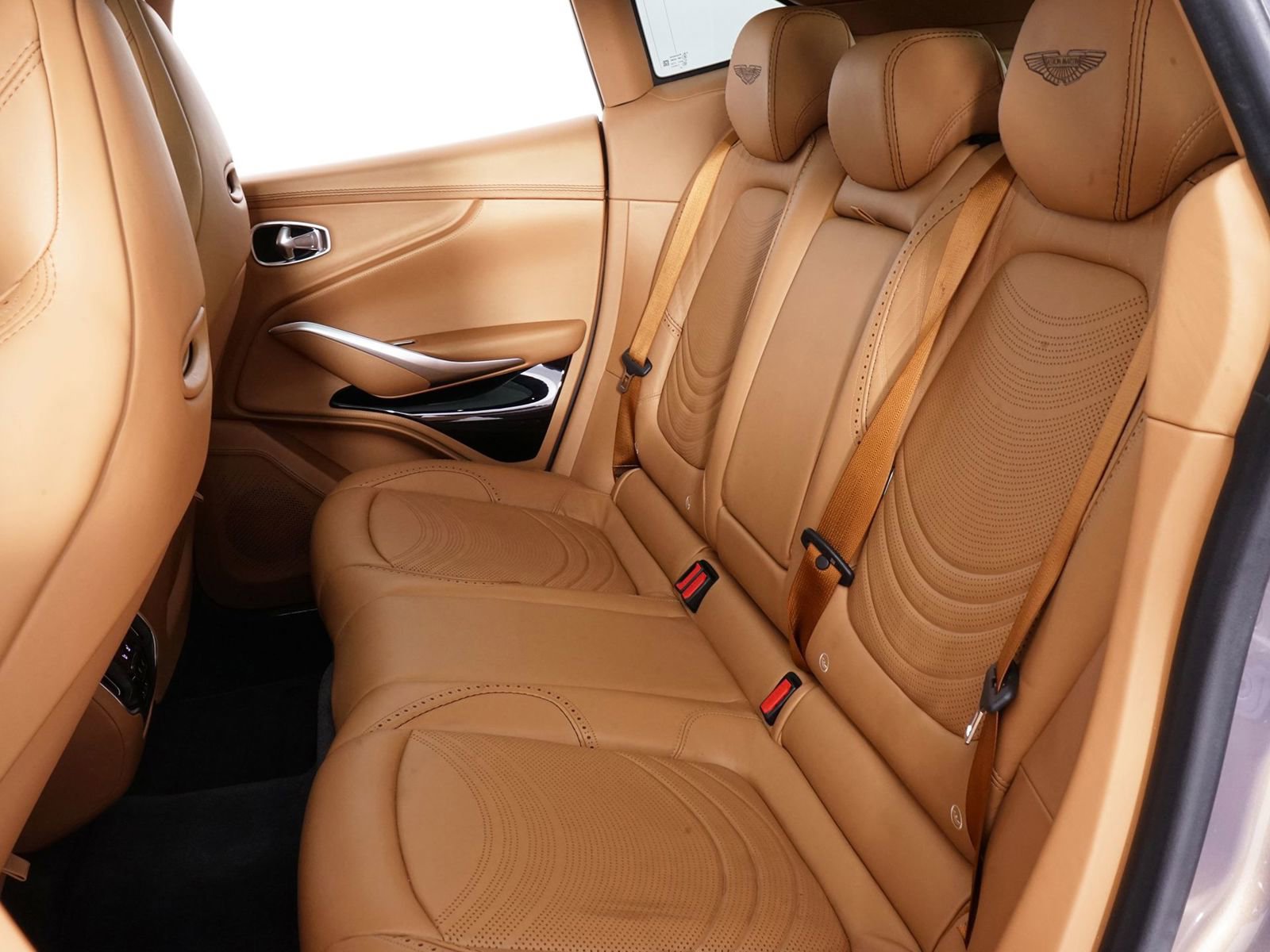 Used 2023 Aston Martin DBX 707 image 26