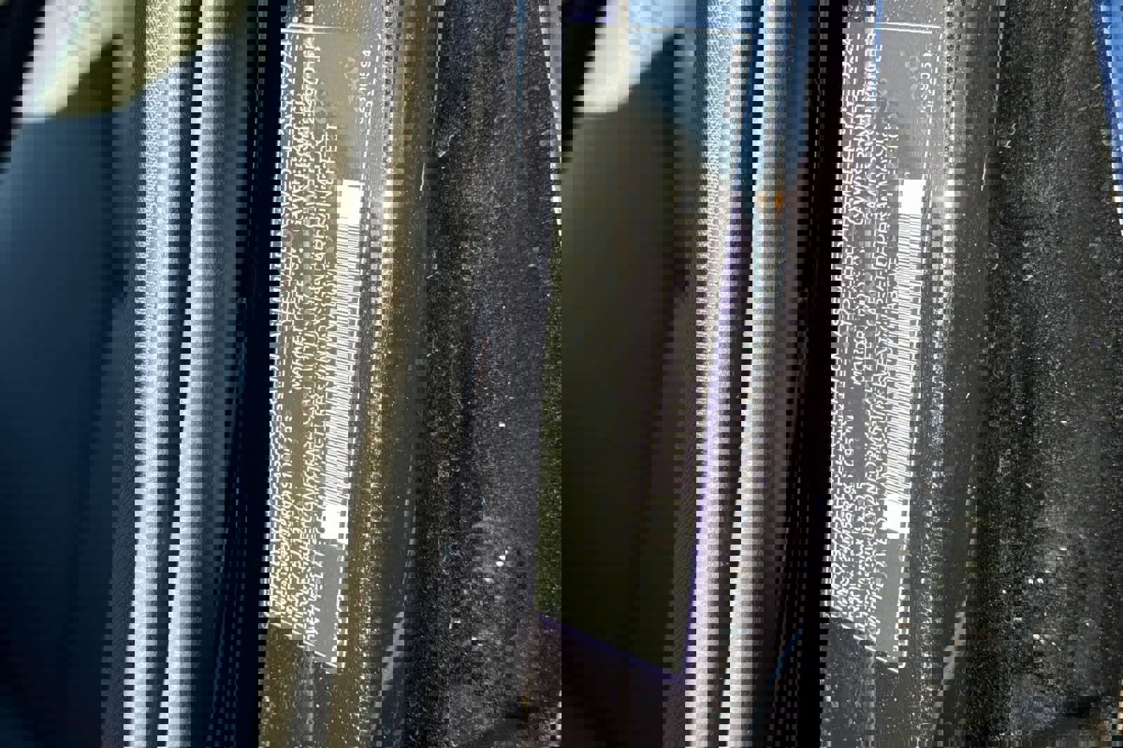 Used 2025 Volvo XC60 B5 Plus image 34