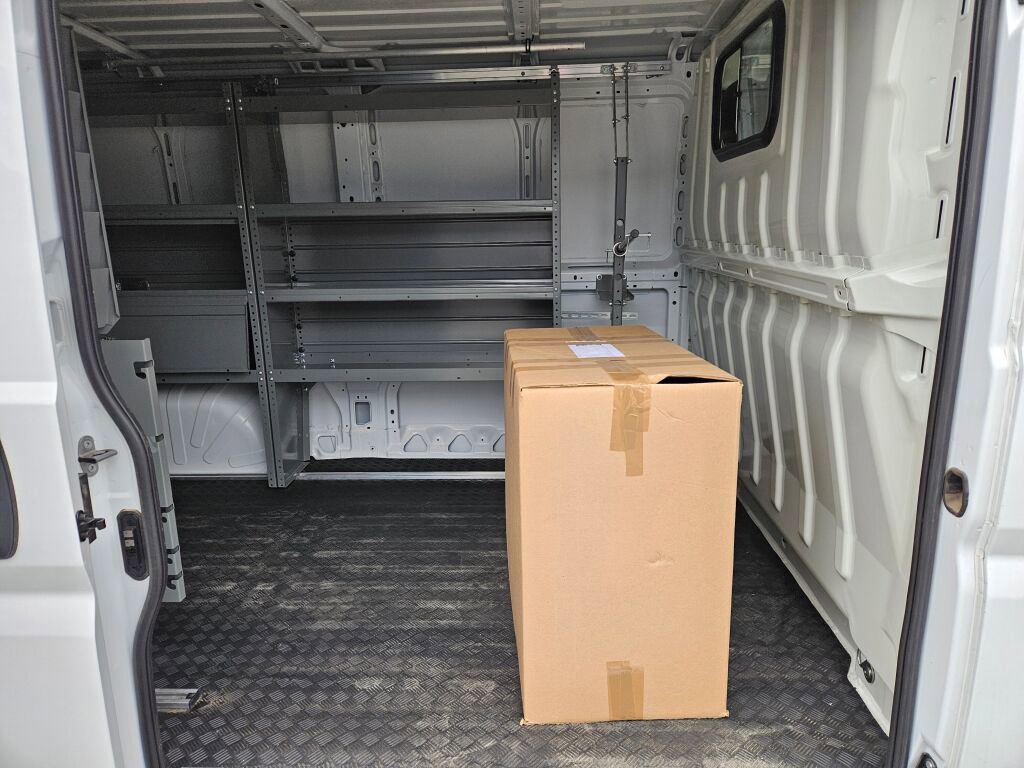 Used 2025 RAM ProMaster 2500 FWD image 14