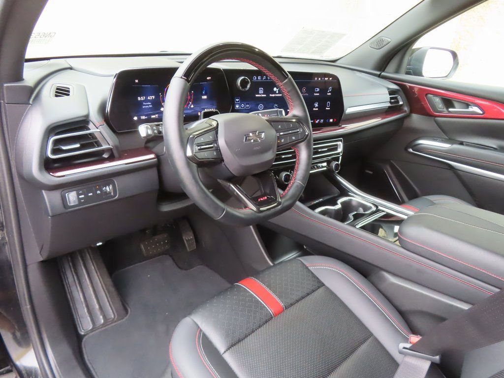 Certified 2024 Chevrolet Traverse RS image 27