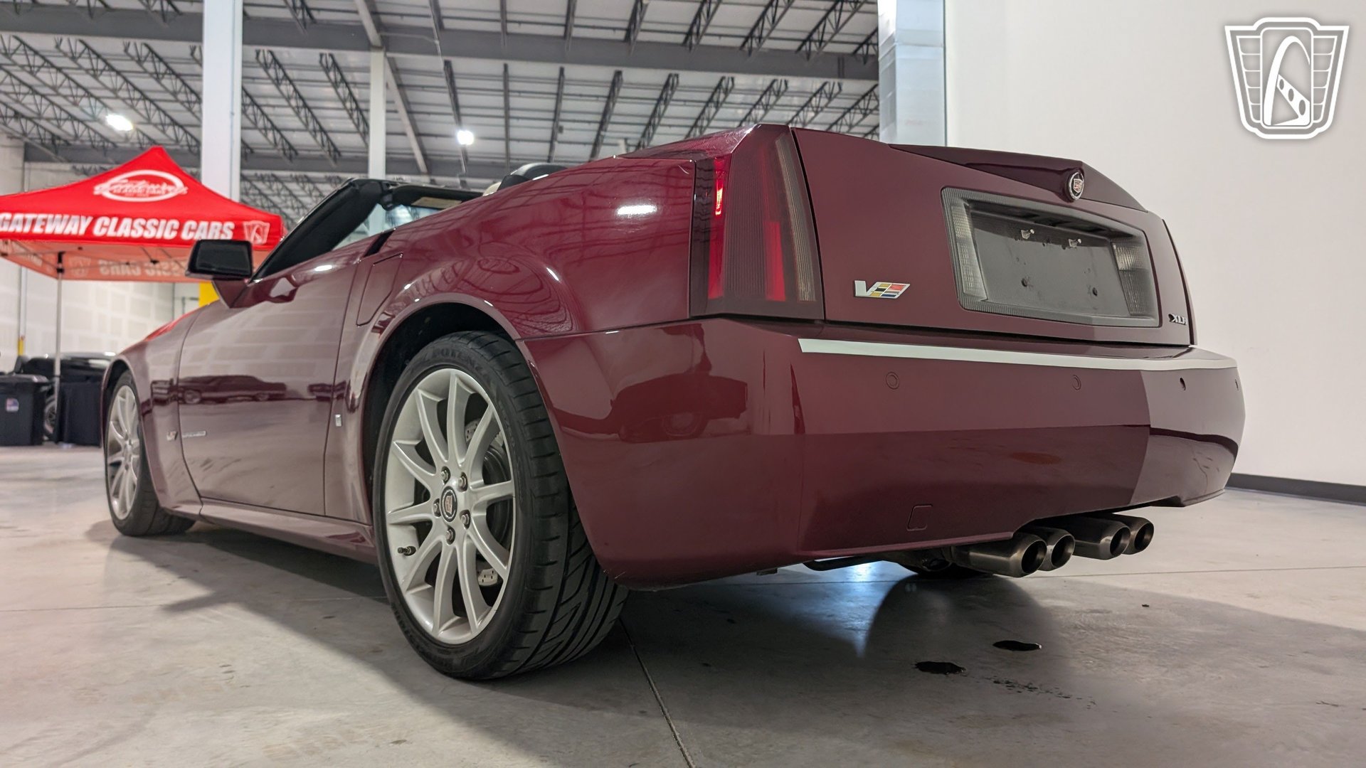 Used 2006 Cadillac XLR V RWD image 10