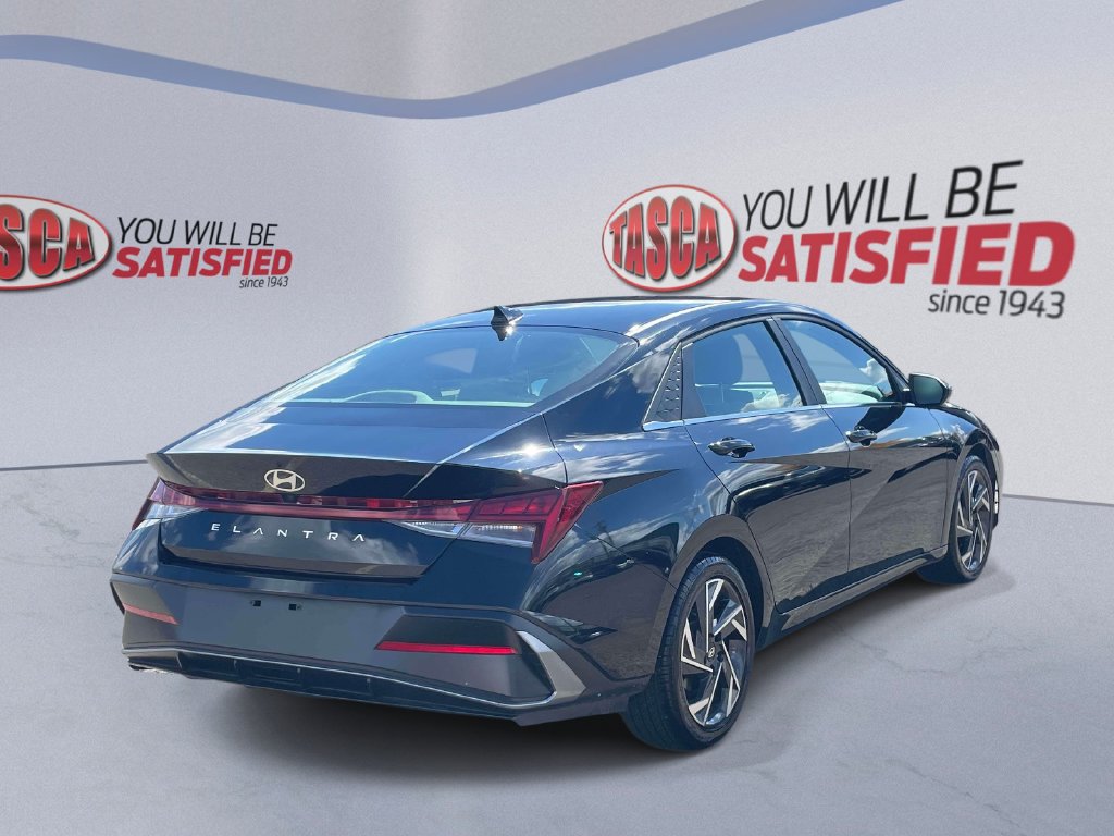 Certified 2024 Hyundai Elantra SEL w/ Convenience Package FWD image 6