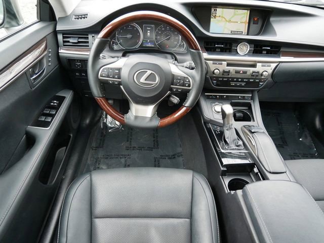 Used 2018 Lexus ES 350 w/ Navigation System Package FWD image 11