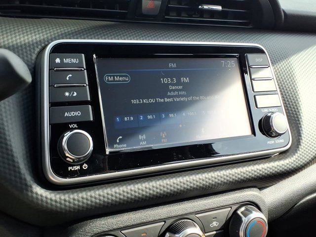 Used 2025 Nissan Kicks Play S FWD image 11