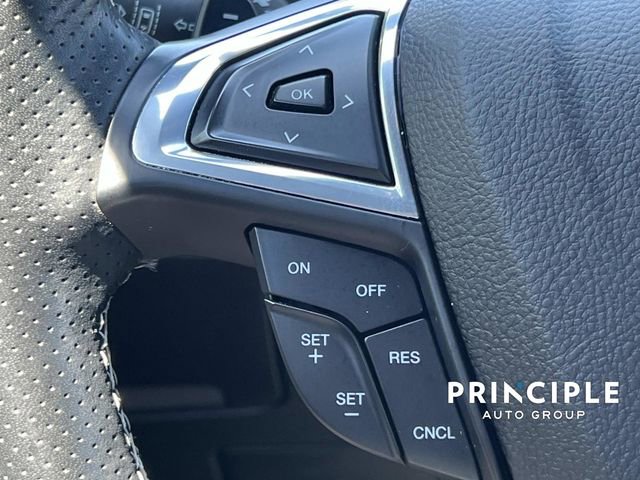 Used 2023 Ford Edge ST image 19