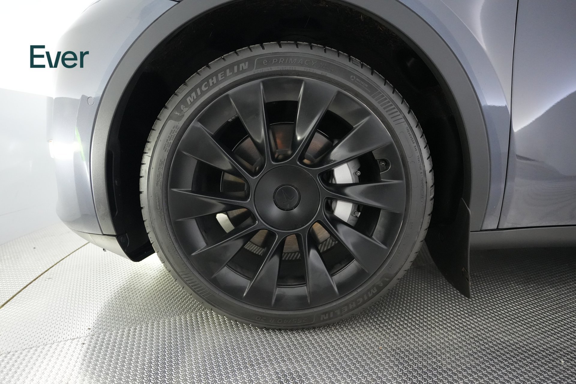 Used 2022 Tesla Model Y Long Range AWD/4WD image 19