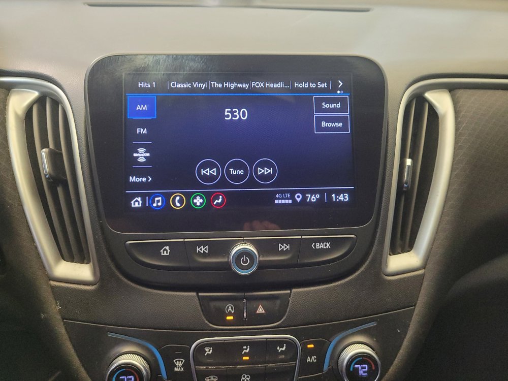 Used 2022 Chevrolet Malibu LT FWD image 25