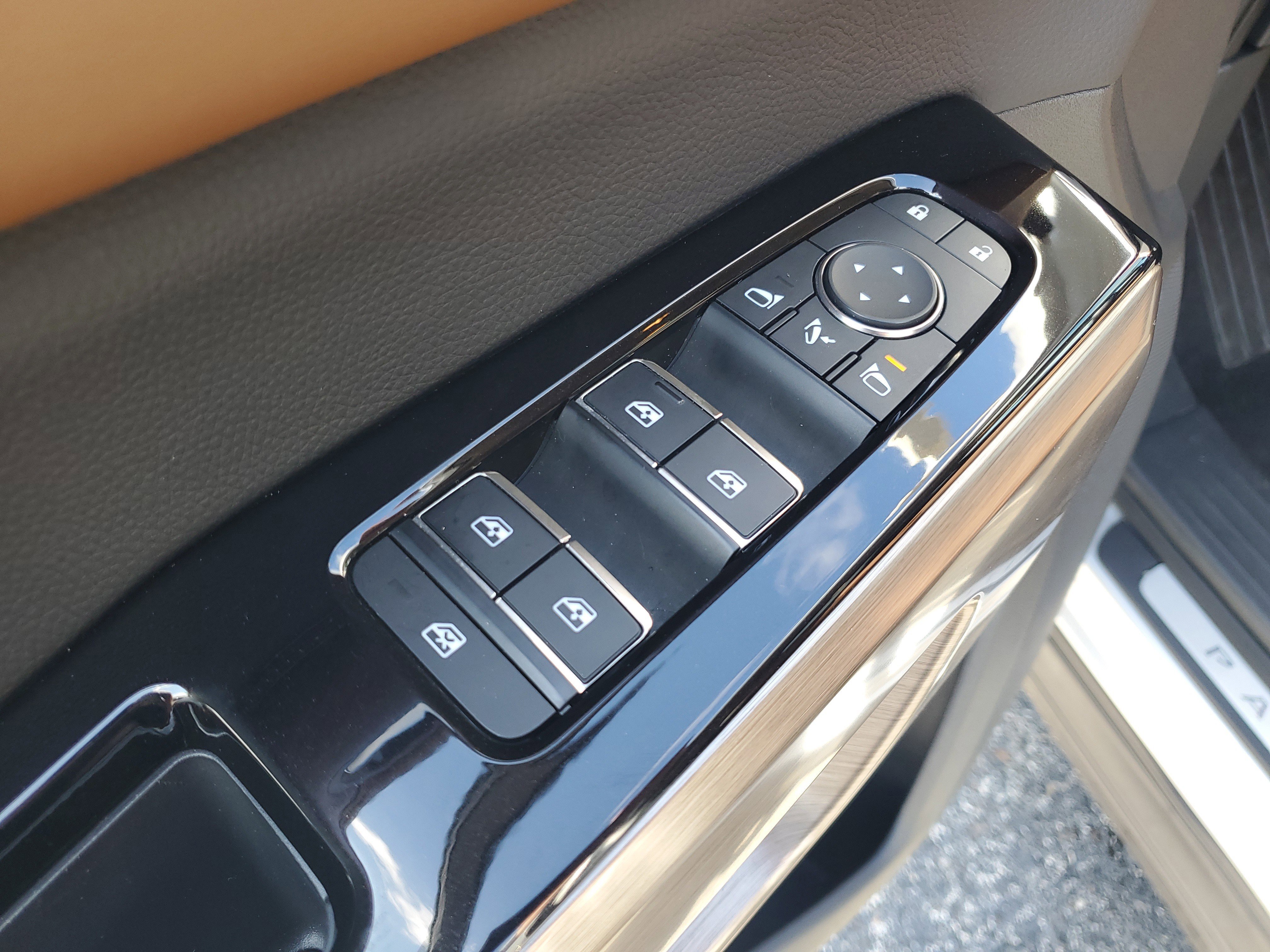 Certified 2023 Nissan Pathfinder Platinum image 10