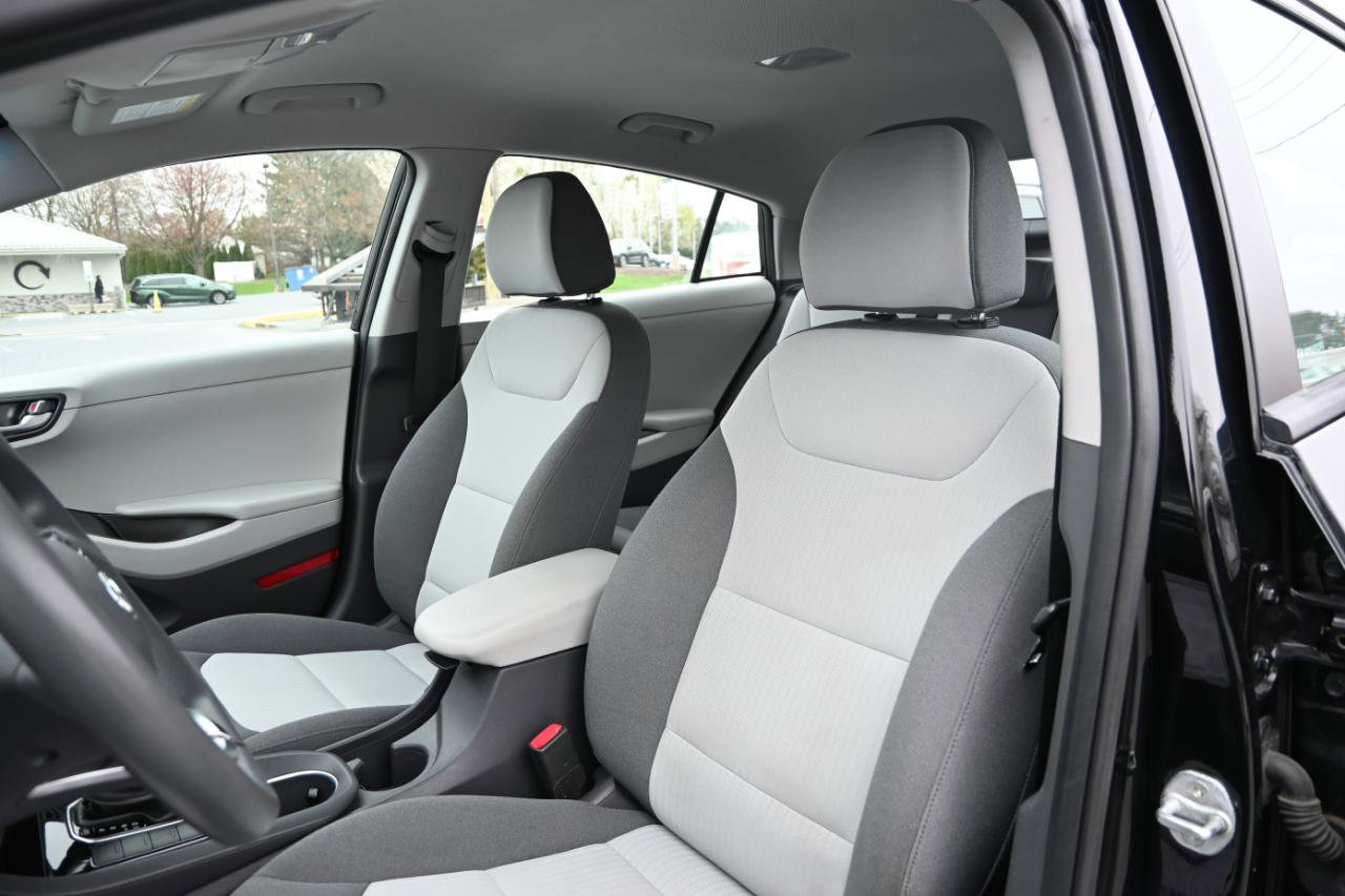 Used 2020 Hyundai Ioniq Blue FWD image 19