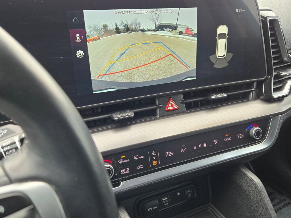 Used 2024 Kia Sportage EX image 24