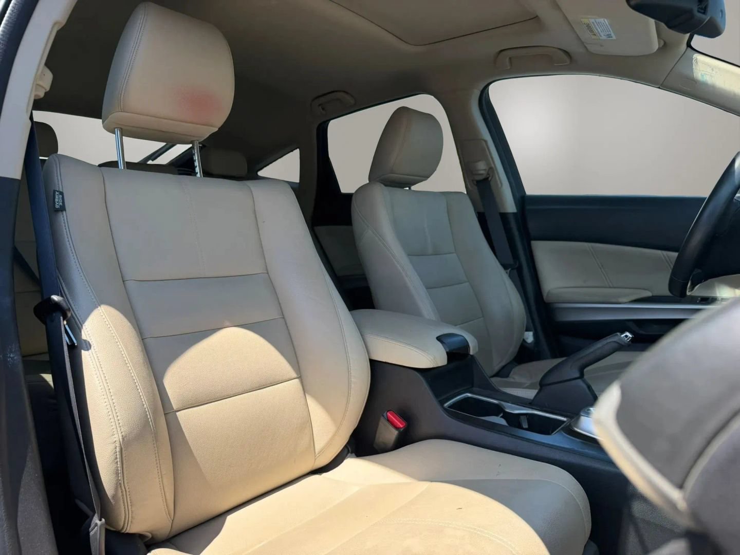 Used 2015 Honda Crosstour EX-L image 17