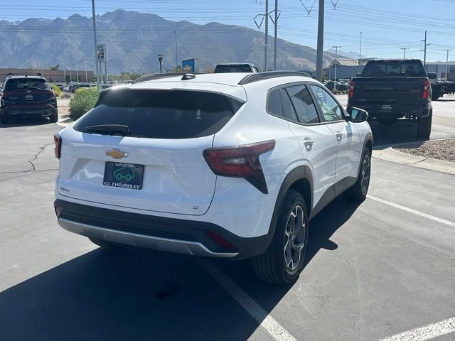 Certified 2026 Chevrolet Trax LT FWD image 6