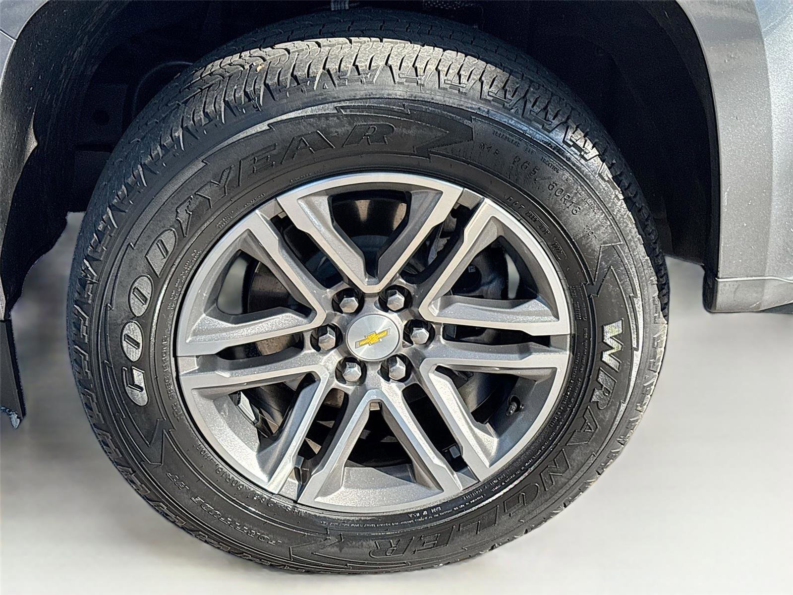 Used 2022 Chevrolet Colorado W/T w/ Custom Special Edition image 31