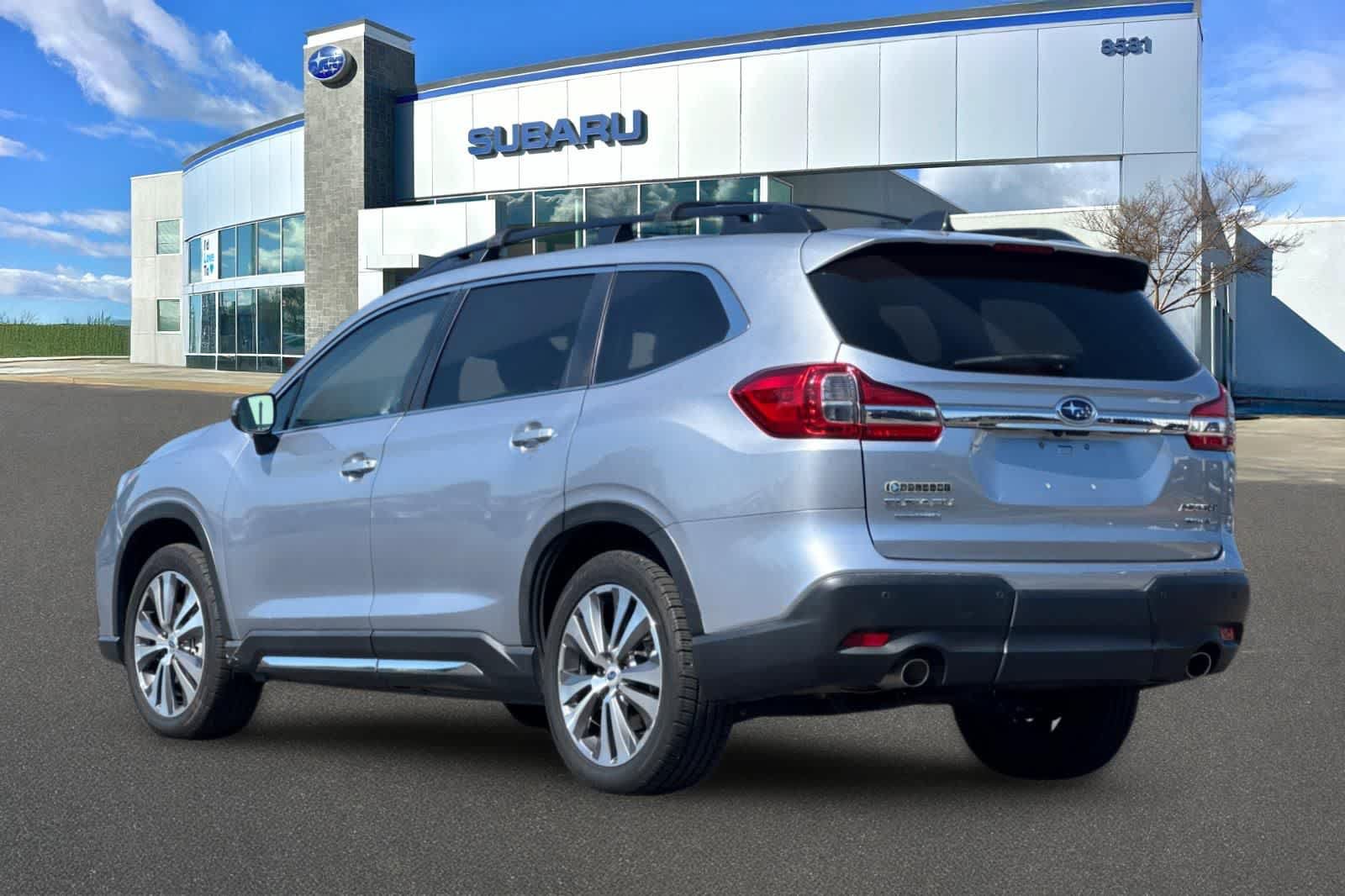 Used 2021 Subaru Ascent Limited w/ Technology Package AWD/4WD image 8