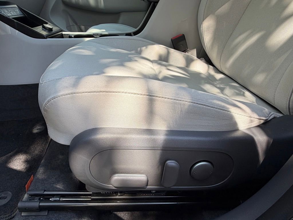 Used 2024 Hyundai Kona SEL w/ Convenience Package FWD image 20