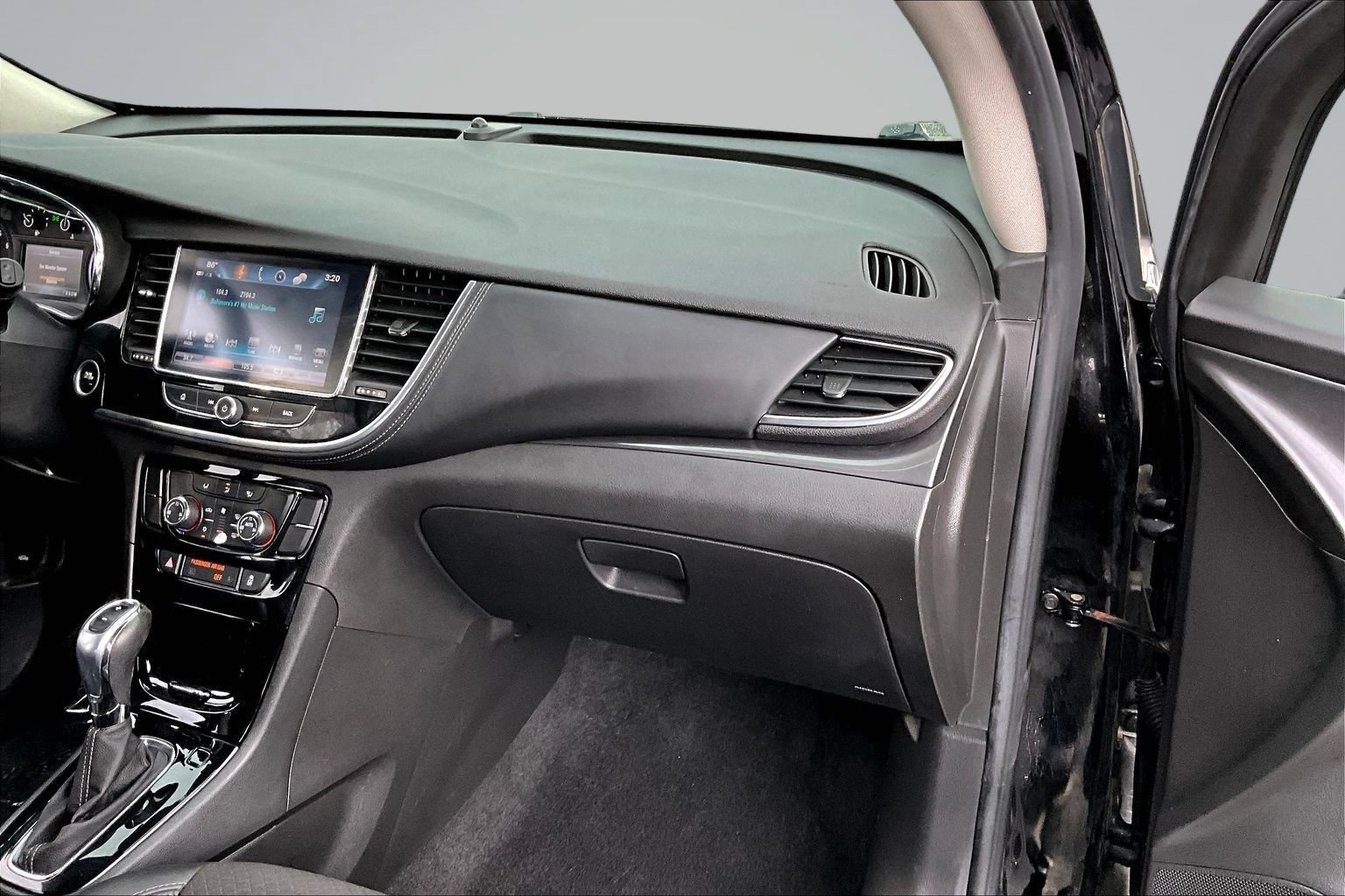 Used 2017 Buick Encore Preferred AWD/4WD image 24