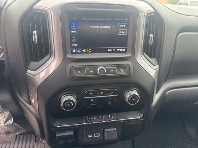 Used 2022 Chevrolet Silverado 2500 Custom w/ Custom Convenience Package AWD/4WD image 10