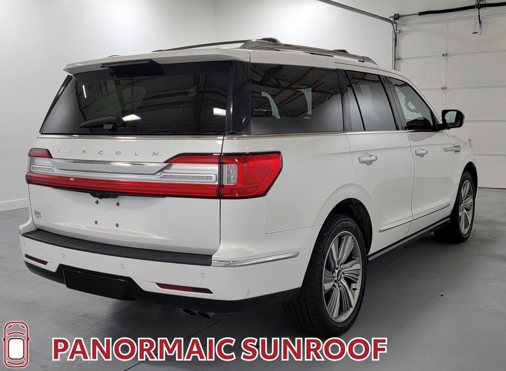 Used 2018 Lincoln Navigator Reserve w/ Technology Package AWD/4WD image 8