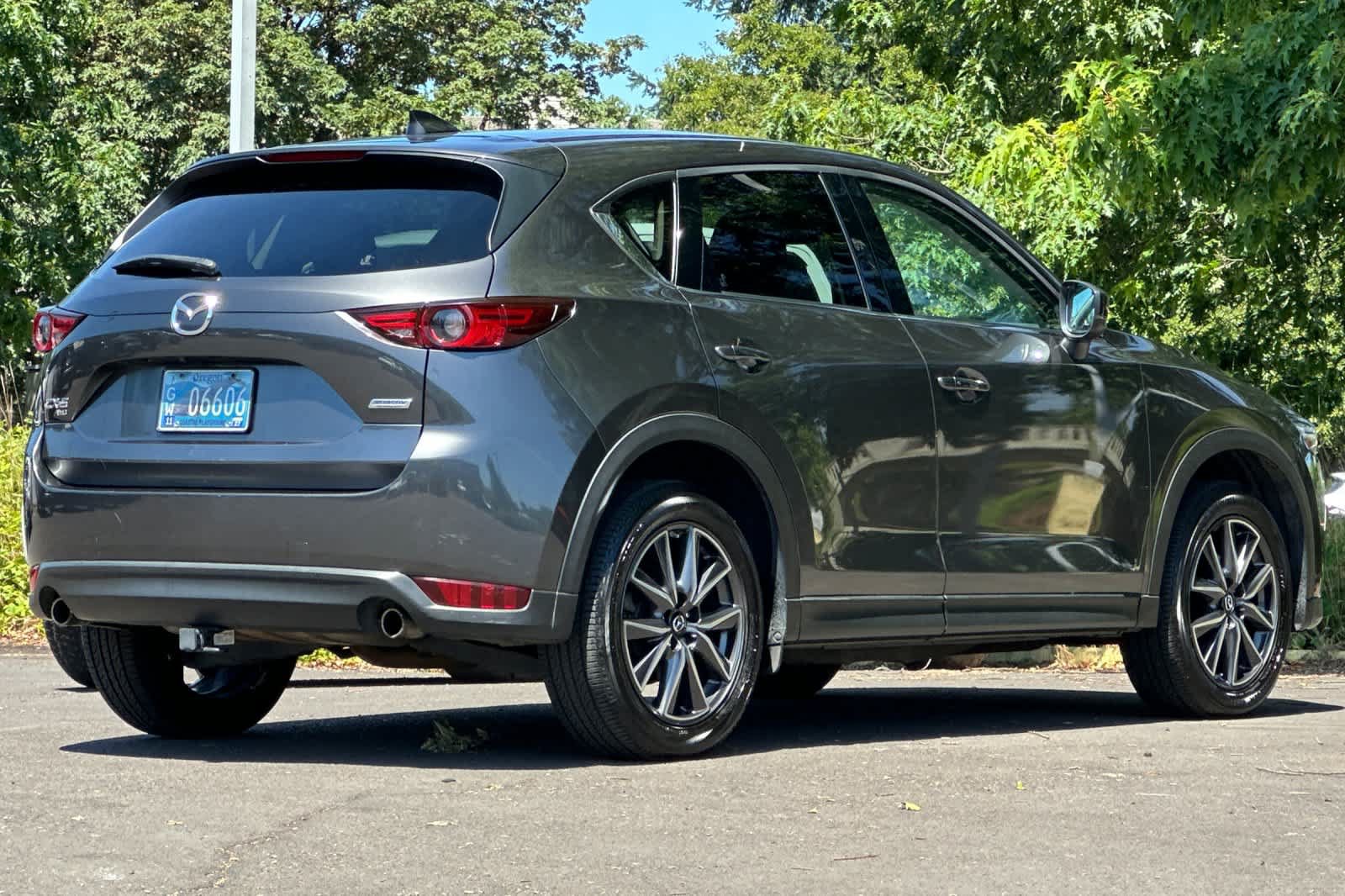 Used 2017 MAZDA CX-5 Grand Touring w/ Premium Package AWD/4WD image 2