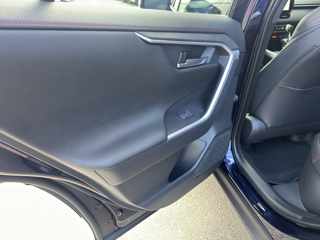 Used 2025 Toyota RAV4 XSE image 10
