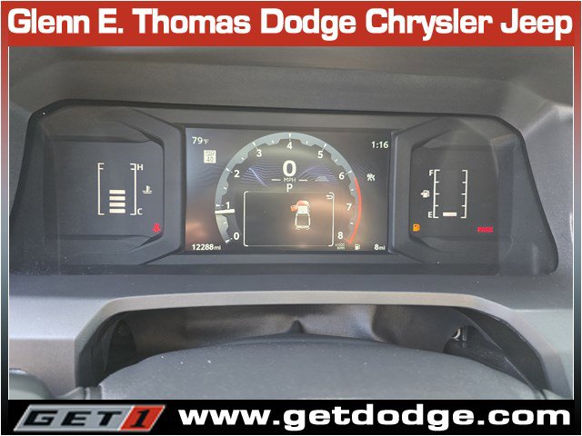 Used 2025 Toyota Tacoma SR5 AWD/4WD image 19