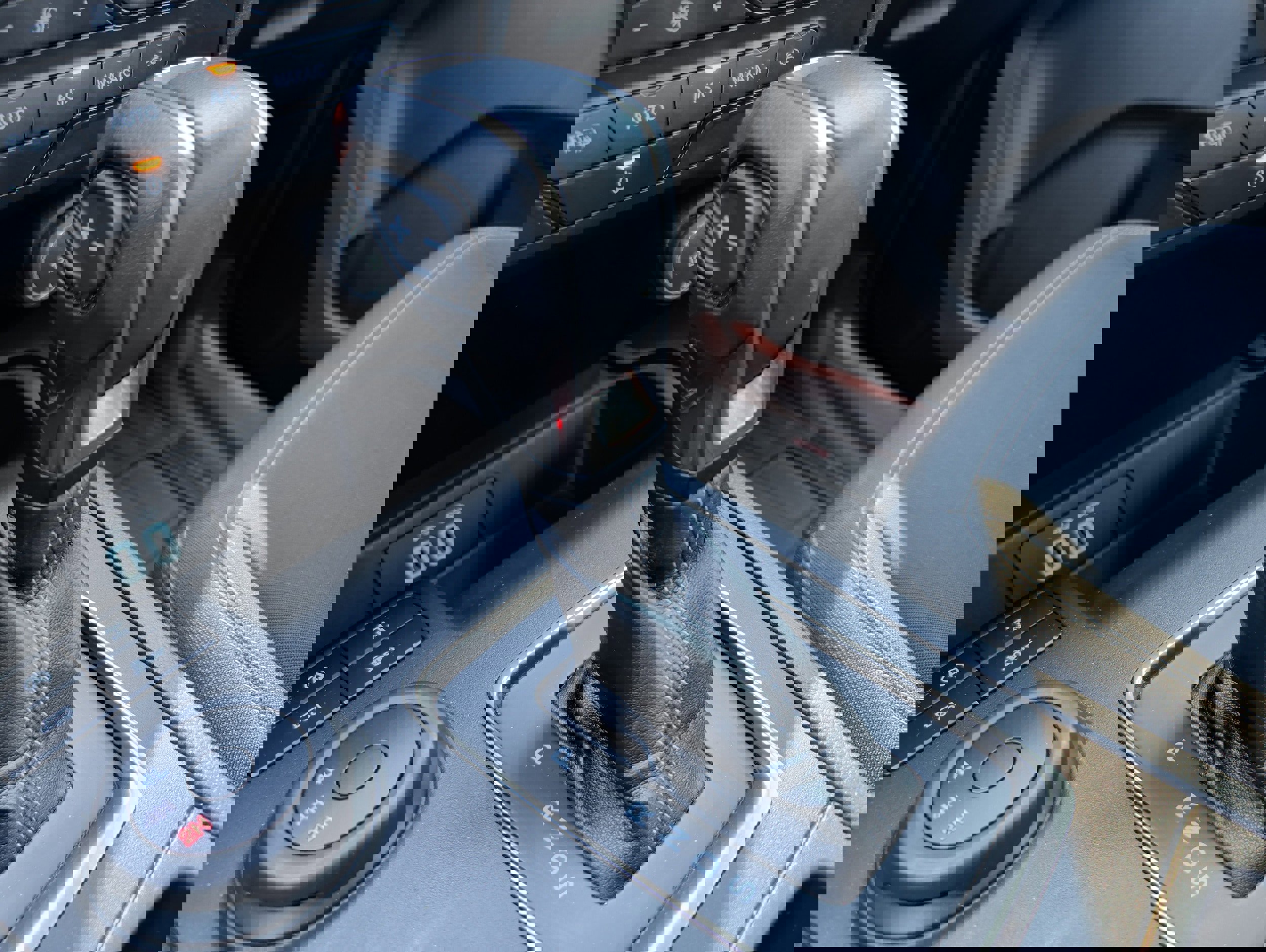 Used 2020 Ford Ranger XLT w/ Equipment Group 301A Mid AWD/4WD image 30