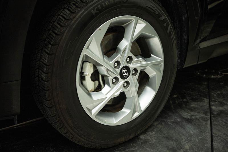 Used 2023 Hyundai Tucson SEL AWD/4WD image 3